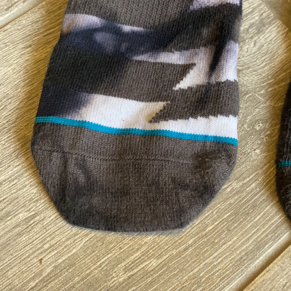 Zumiez Grey and white Stars and Stripes crew socks - Picture 4 of 4